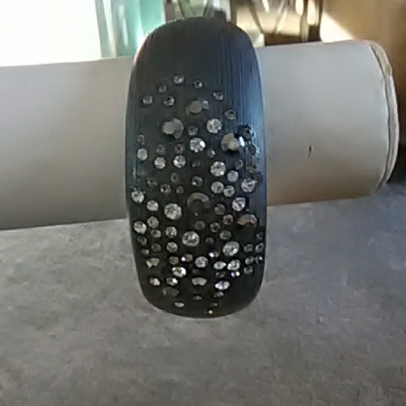 Assorted statement cuff bracelets - Picture 3 of 4